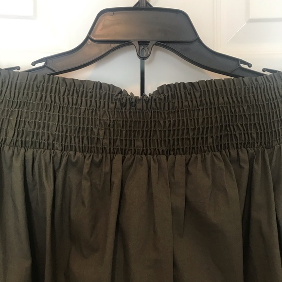 Soprano Off the Shoulder Bow Dress - Picture 2 of 4